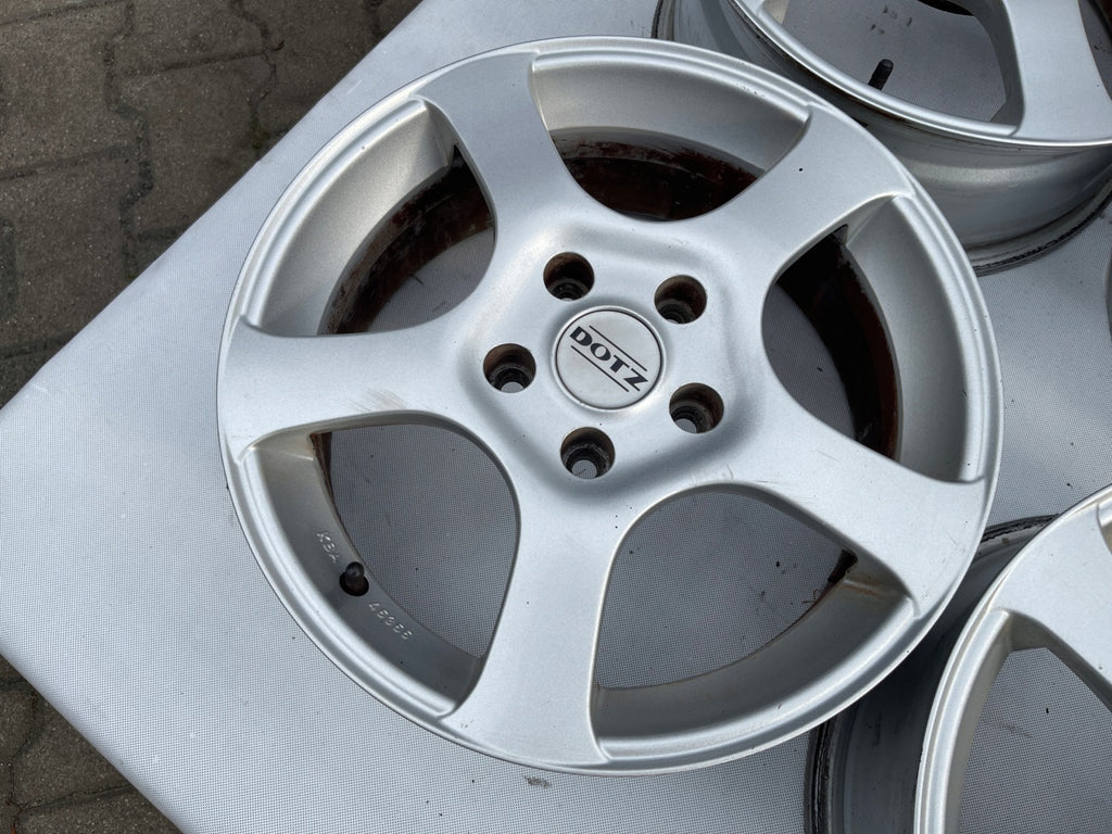4x Alufelge 16 Zoll 6.5" 5x114.3 40ET Nissan Rim Wheel FEL7038495241dz