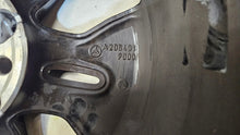 Load image into Gallery viewer, 1x Alufelge 17 Zoll 7.0&quot; 5x112 A2054019000 Mercedes-Benz Rim Wheel