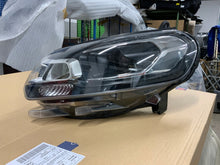 Load image into Gallery viewer, Frontscheinwerfer Citroën Jumpy 9808569080 Xenon Links Scheinwerfer Headlight
