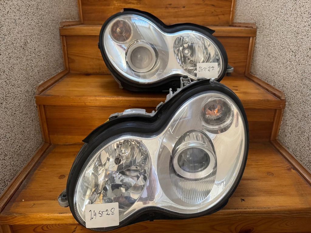 Frontscheinwerfer Mercedes-Benz W204 Ein Satz Scheinwerfer Headlight SCH3551893077om