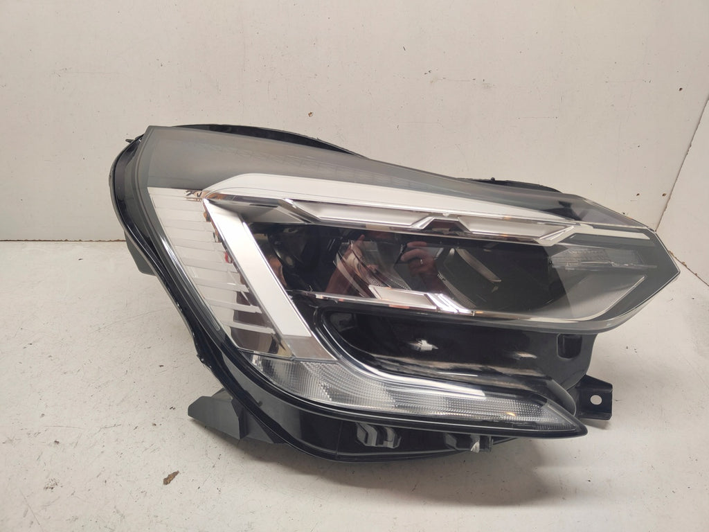 Frontscheinwerfer Renault Captur 260104095R Full LED Rechts Headlight