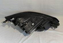 Laden Sie das Bild in den Galerie-Viewer, Frontscheinwerfer VW Golf VIII 5H2941005 LED Links Scheinwerfer Headlight SCH3544406305ay