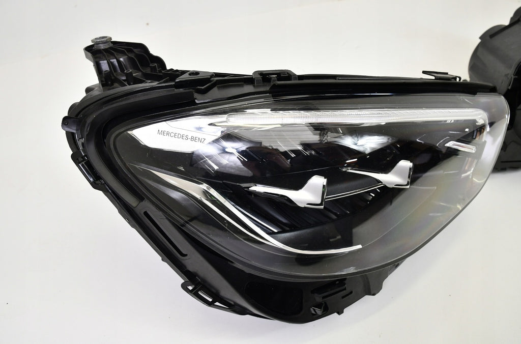 Frontscheinwerfer Mercedes-Benz W213 LED Ein Stück (Rechts oder Links) Headlight