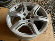 Load image into Gallery viewer, 1x Alufelge 18 Zoll 8.0" 5x112 39ET Glanz Silber 8R0601025A Audi Q5 Rim Wheel FEL7149984209yc