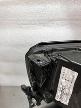 Laden Sie das Bild in den Galerie-Viewer, Frontscheinwerfer Renault I 260103381 LED Rechts Scheinwerfer Headlight SCH1854328433br