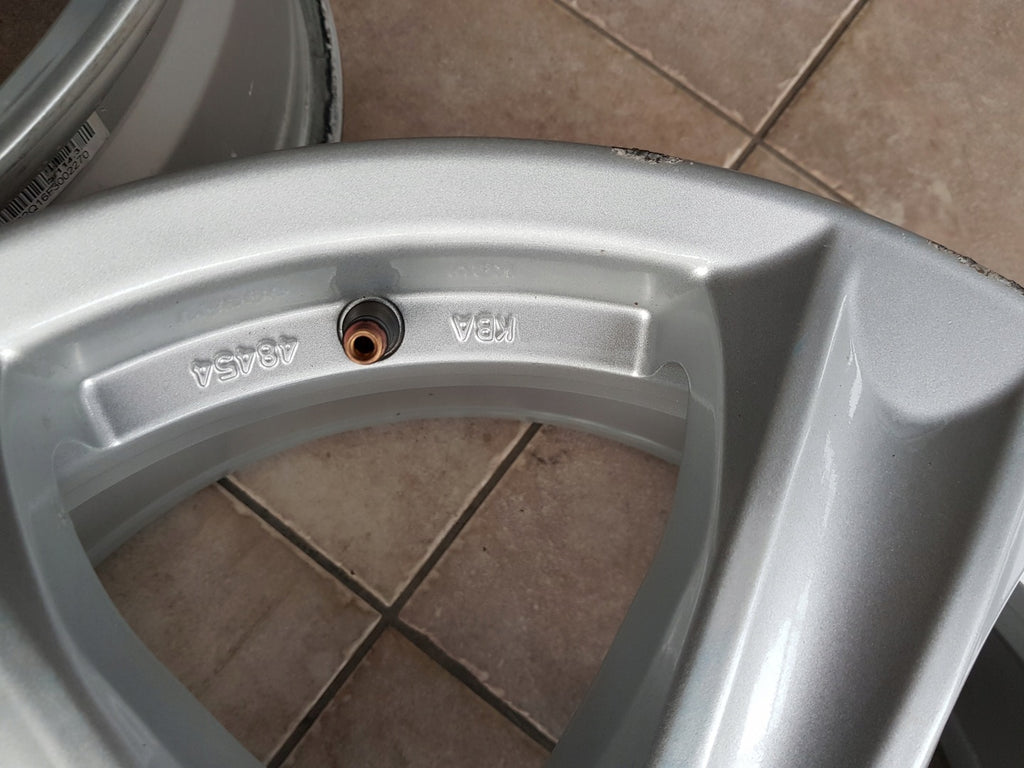 1x Alufelge 17 Zoll 7.0" 5x114.3 45ET Silber KH04-7017 Hyundai Tucson Rim Wheel