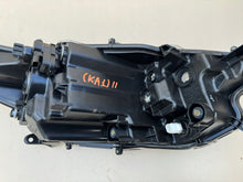 Laden Sie das Bild in den Galerie-Viewer, Frontscheinwerfer Toyota 4 Yaris Links Scheinwerfer Headlight