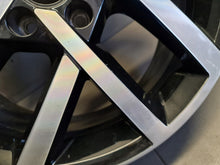 Load image into Gallery viewer, 1x Alufelge 18 Zoll 7.5" 5x112 51ET Glanz Silber 5G0601025CP VW Golf Vii FEL6396950982hn