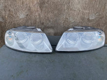 Load image into Gallery viewer, Frontscheinwerfer VW Touareg 7l6 7L6941016AP Xenon Ein Satz Headlight