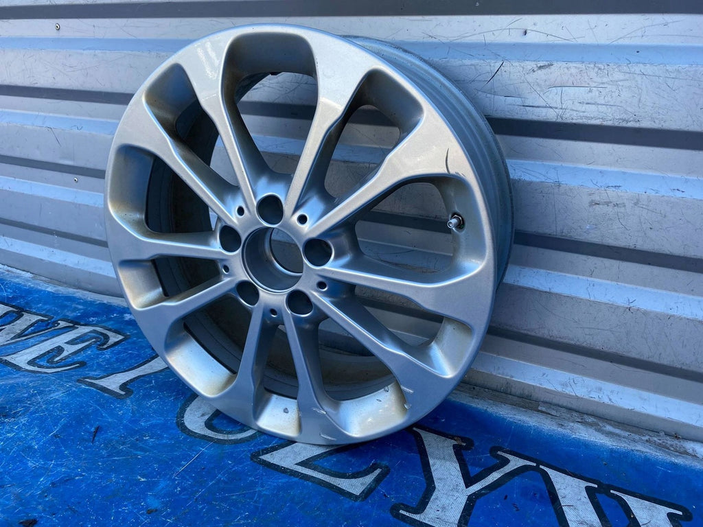 1x Alufelge 17 Zoll A1564011700 Mercedes-Benz Gla Rim Wheel