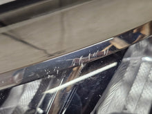 Laden Sie das Bild in den Galerie-Viewer, Frontscheinwerfer Toyota C-Hr Chr 81150-F4180-00 Full LED Rechts oder Links