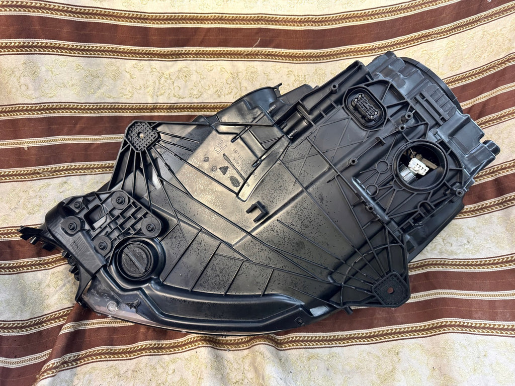 Frontscheinwerfer Porsche Macan 95b Arteon 3G8941035N Full LED Rechts oder Links