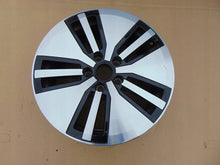 Load image into Gallery viewer, 1x Alufelge 17 Zoll 7.0" 5x112 40ET Glanz Silber 3G0601025 VW Passat Golf FEL6415688673up