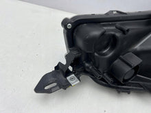 Laden Sie das Bild in den Galerie-Viewer, Frontscheinwerfer Toyota Chr 81170-F4031 LED Links Scheinwerfer Headlight SCH2401033852hz