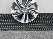 Load image into Gallery viewer, 1x Alufelge 18 Zoll 7.5&quot; 5x114.3 53ET 52910-A4850 Kia Optima Carens Rim Wheel