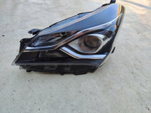 Load image into Gallery viewer, Frontscheinwerfer Toyota Yaris FPW1718 Ein Stück (Rechts oder Links) Headlight SCH2834695399ia