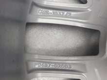 Load image into Gallery viewer, 1x Alufelge 17 Zoll 7.5" 5x114.3 40ET Glanz Silber PW457-02003 Toyota Corolla FEL5863721560az