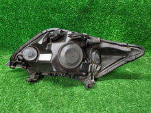 Laden Sie das Bild in den Galerie-Viewer, Frontscheinwerfer Ford Kuga 8V4113W029AG 1EJ00969602 Rechts Headlight SCH2474577978aw