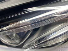Laden Sie das Bild in den Galerie-Viewer, Frontscheinwerfer Mercedes-Benz W213 A2139067504A2139067504 LED Links Headlight SCH4917271960rg