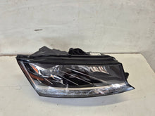 Laden Sie das Bild in den Galerie-Viewer, Frontscheinwerfer Skoda Fabia III 6V1941016F LED Rechts Scheinwerfer Headlight SCH4329808996px