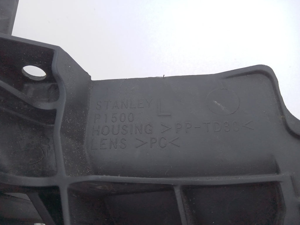 Frontscheinwerfer Mitsubishi Outlander I P1500 Links Scheinwerfer Headlight