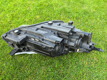 Laden Sie das Bild in den Galerie-Viewer, Frontscheinwerfer Ford Kuga III LV4B-13W029-AK LV4B-13W030-AK LED Ein Satz SCH3108387288ph