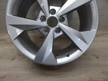 Load image into Gallery viewer, 1x Alufelge 18 Zoll 8.0&quot; 5x112 46ET Glanz Silber 8Y0601025CP Audi A3 Rim Wheel