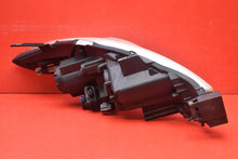 Laden Sie das Bild in den Galerie-Viewer, Frontscheinwerfer Mazda 5 1019139-P5117L Links Scheinwerfer Headlight SCH6080783713ky