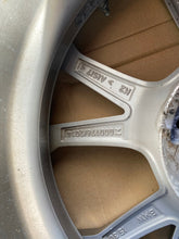 Load image into Gallery viewer, 1x Alufelge 17 Zoll 7.5" 5x112 6883518 BMW 1 Rim Wheel FEL1316473628uk