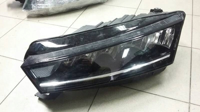 Frontscheinwerfer Skoda Octavia IV 030111823100 LED Links Scheinwerfer Headlight SCH9497687250iz