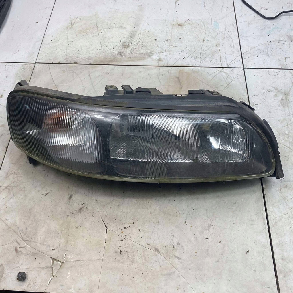 Frontscheinwerfer Volvo Xc70 II V70 89004806 Rechts Scheinwerfer Headlight
