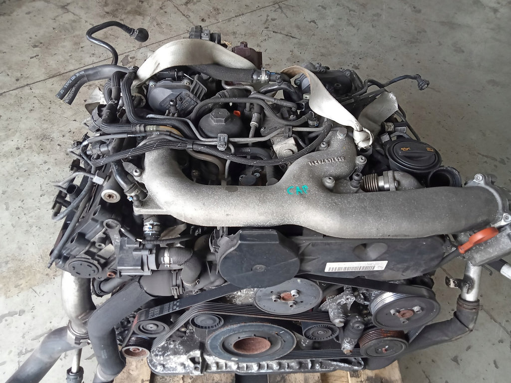 Motor Audi VW A5 A4 CAP 3.0 TDI 240PS 176kW Diesel Engine Unkomplett