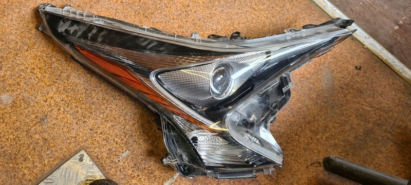 Frontscheinwerfer Toyota Prius LED Rechts Scheinwerfer Headlight SCH1103780228wf