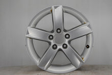 Laden Sie das Bild in den Galerie-Viewer, 1x Alufelge 16 Zoll 6.0&quot; 5x112 50ET Glanz Silber 8P0071496G Audi Rim Wheel