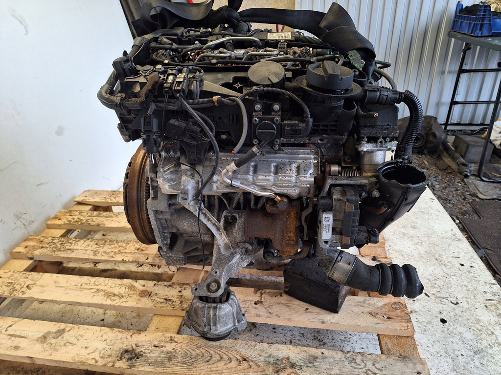 Motor BMW 3 E91 E90 N47D20C 2.0 2011 Diesel Engine Unkomplett