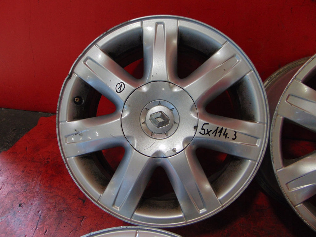 4x Alufelge 16 Zoll 7.0" 5x114.3 47ET Glanz Silber 403000035R Renault Laguna Iii
