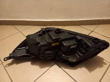 Laden Sie das Bild in den Galerie-Viewer, Frontscheinwerfer Kia Sorento III 92102-C56 LED Rechts Scheinwerfer Headlight SCH9984113007cv