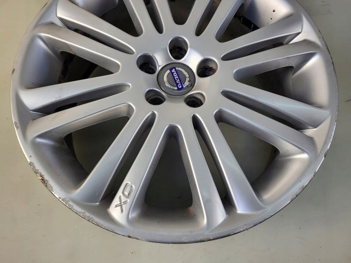 1x Alufelge 19 Zoll 8.0" 5x108 49ET Glanz 30695601 BMW 1 Xc90 I Rim Wheel FEL6926527891kz
