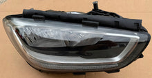 Laden Sie das Bild in den Galerie-Viewer, Frontscheinwerfer Mercedes-Benz W247 A2479067600 Rechts Scheinwerfer Headlight SCH4998036632ky