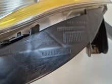 Load image into Gallery viewer, Frontscheinwerfer Fiat Croma 43700748 Ein Satz Scheinwerfer Headlight SCH9207458091ny