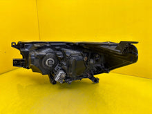 Laden Sie das Bild in den Galerie-Viewer, Frontscheinwerfer Toyota Hilux VIII LED Rechts Scheinwerfer Headlight SCH9124648329vu