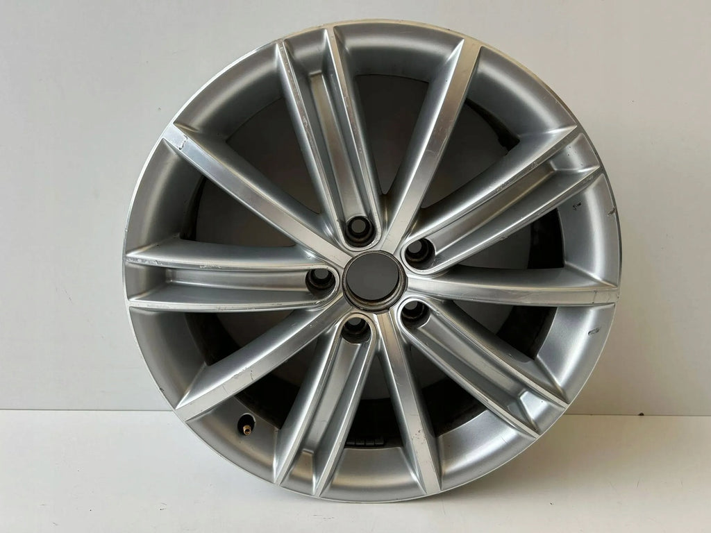 1x Alufelge 18 Zoll 5N0601025AF VW Tiguan Rim Wheel