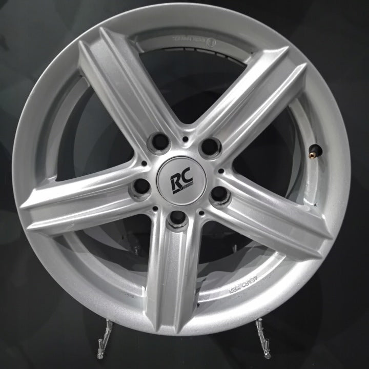 4x Alufelge 16 Zoll 7.0" 5x120 31ET Silber KBA48137 BMW E46 E91 F30 E90 F31 FEL7903890900uu