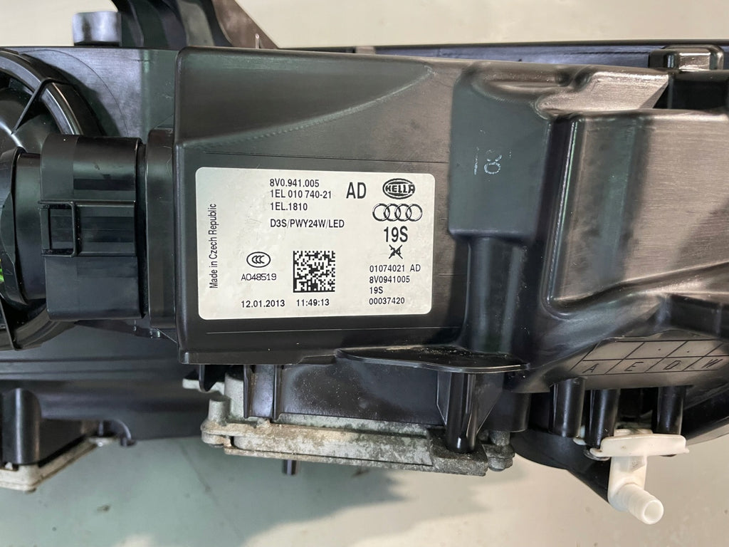 Frontscheinwerfer Audi A3 8V0941005 Xenon Links Scheinwerfer Headlight SCH9946013606rh