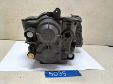 Laden Sie das Bild in den Galerie-Viewer, Frontscheinwerfer Renault Modus 8200301852 Xenon Links Scheinwerfer Headlight SCH5851578971dl