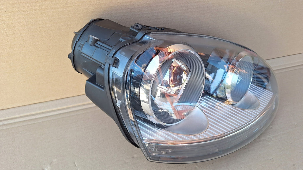 Frontscheinwerfer VW Golf V 1K6941032 Xenon Rechts Scheinwerfer Headlight SCH9229285357gs