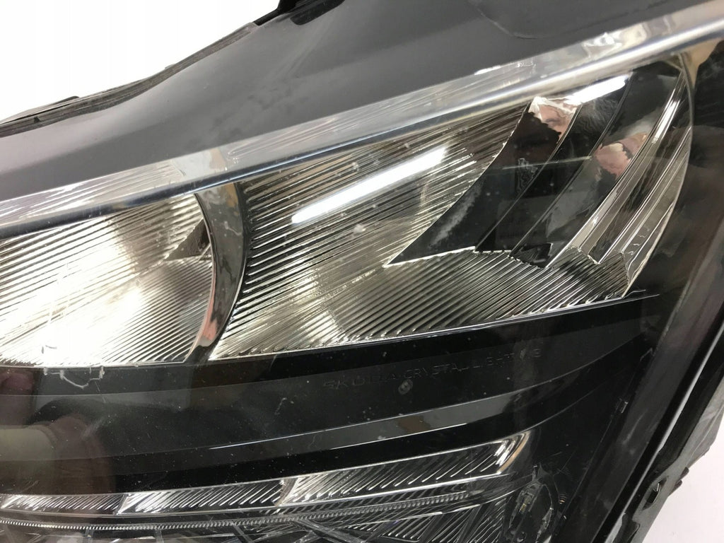 Frontscheinwerfer Skoda Scala Links Scheinwerfer Headlight SCH2034044966wx