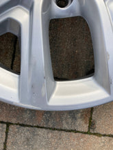 Laden Sie das Bild in den Galerie-Viewer, 4x Alufelge 17 Zoll 6.5" 5x112 6856076 BMW X2 F39 X1 F48 Rim Wheel FEL4721215987kj