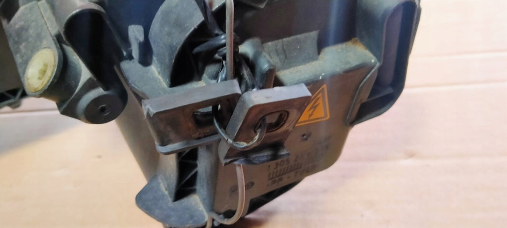 Frontscheinwerfer VW Touran Xenon Rechts Scheinwerfer Headlight