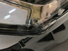 Laden Sie das Bild in den Galerie-Viewer, Frontscheinwerfer Audi Q3 83A941012 83A941011 Full LED Rechts Headlight